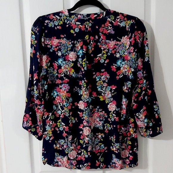 Navy floral print tunic - Picture 2 of 3